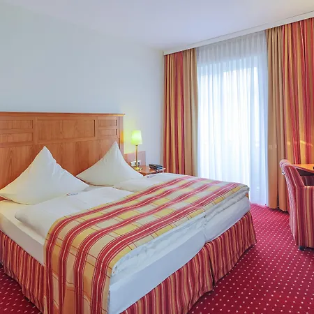 库茨酒店-餐厅 皮尔马森斯