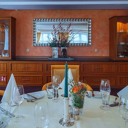 酒店 库茨酒店-餐厅 皮尔马森斯